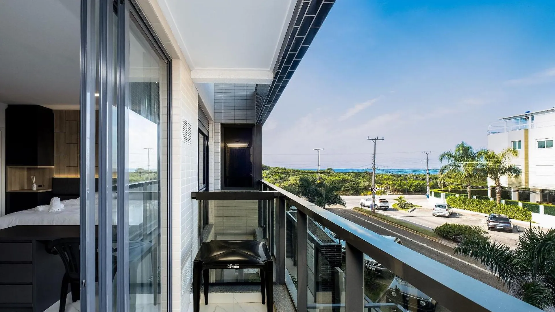 Studio Alto Padrao Pe Na Areia Em Floripa Irb205 location